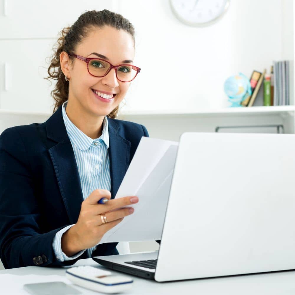 Immobilienkaufmann-frau