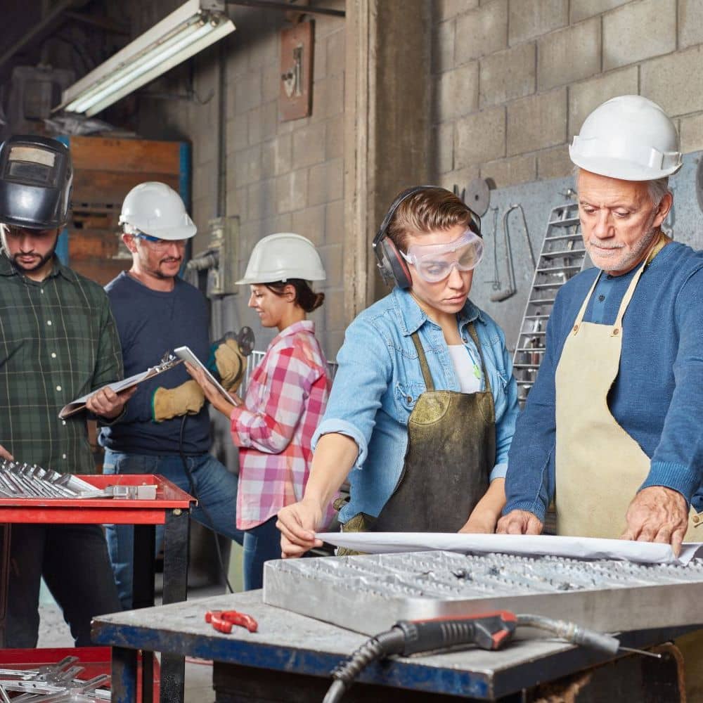 Metallbauer-in-Metallgestaltung