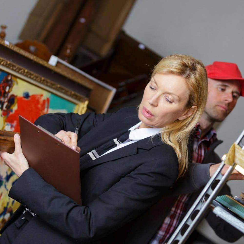Registrar-in-Museum