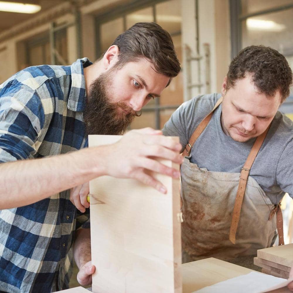 Techniker-in-Holztechnik-Möbelbau-Raumgestaltung
