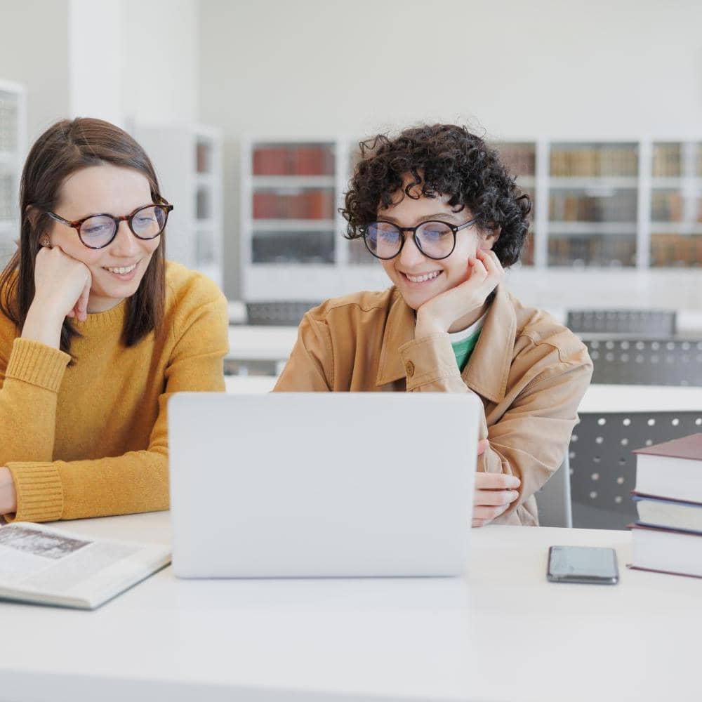 Wissenschaftliche-r-Mitarbeiter-in-Hochschule